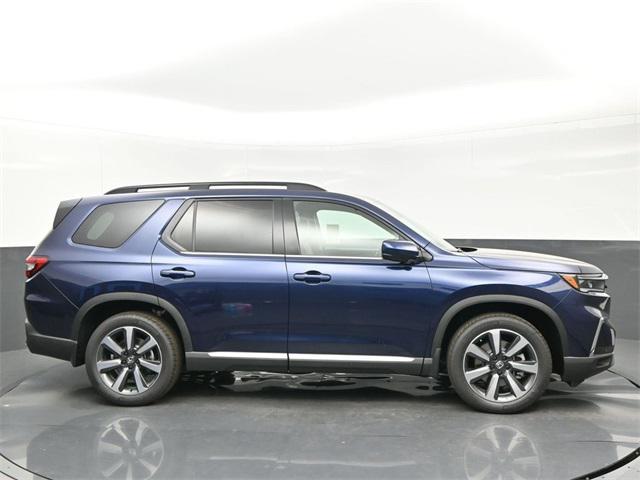 new 2025 Honda Pilot car, priced at $48,715
