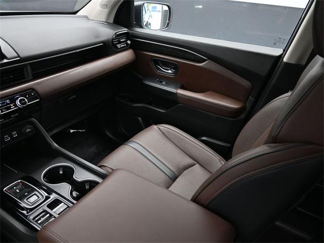 used 2024 Honda Pilot car, priced at $46,750