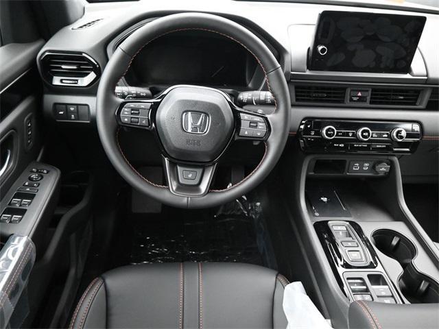 new 2025 Honda Pilot car, priced at $50,340