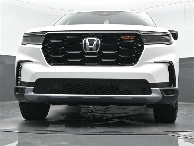 new 2025 Honda Pilot car, priced at $50,340