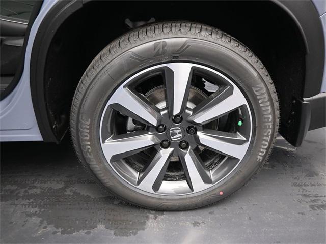 new 2025 Honda Pilot car, priced at $54,985