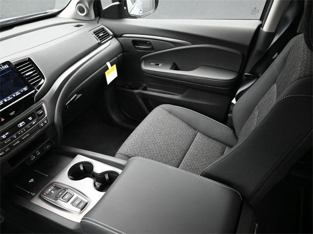 new 2025 Honda Ridgeline car, priced at $38,482