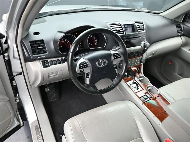 used 2012 Toyota Highlander car, priced at $12,250