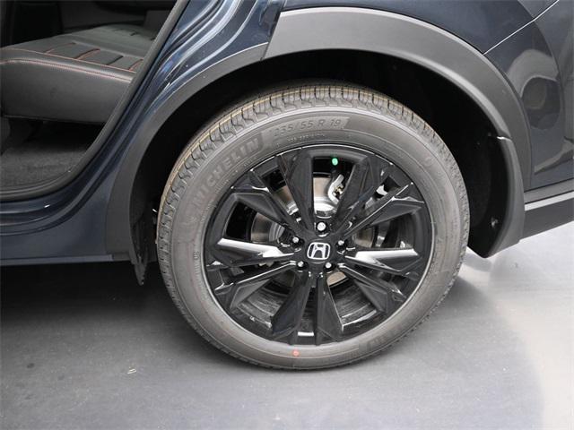 new 2026 Honda CR-V Hybrid car, priced at $42,185
