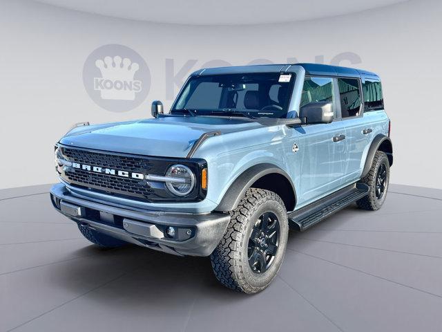 new 2025 Ford Bronco car, priced at $52,639