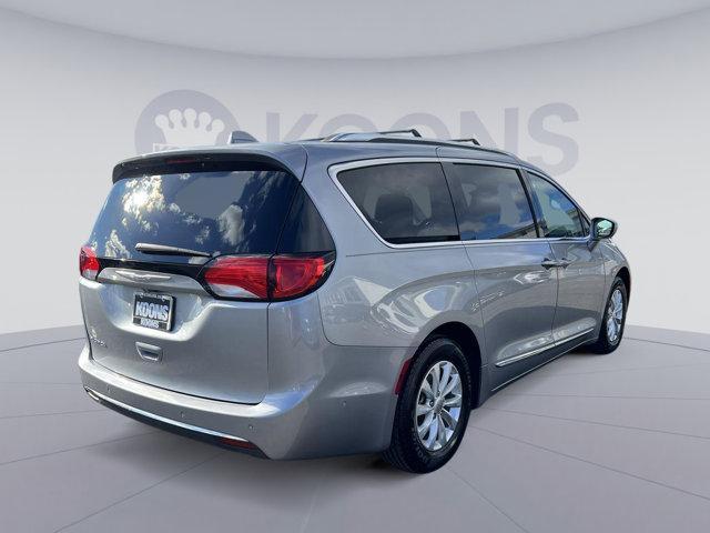 used 2018 Chrysler Pacifica car, priced at $16,000