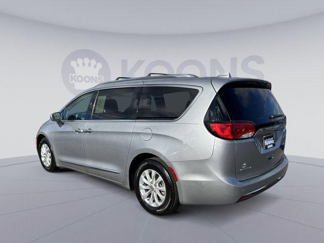 used 2018 Chrysler Pacifica car, priced at $16,000