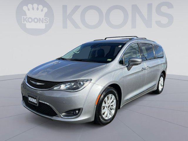 used 2018 Chrysler Pacifica car, priced at $16,500