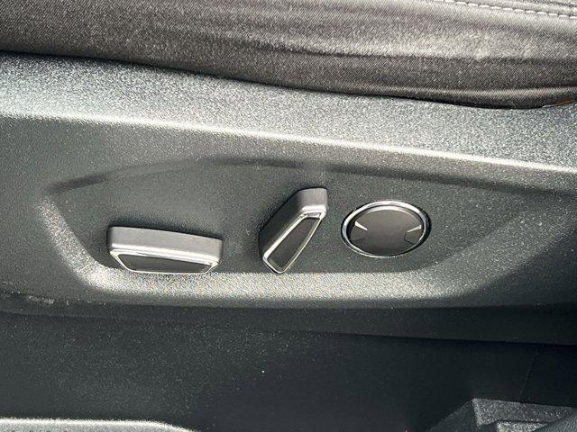 used 2019 Ford Edge car, priced at $13,000