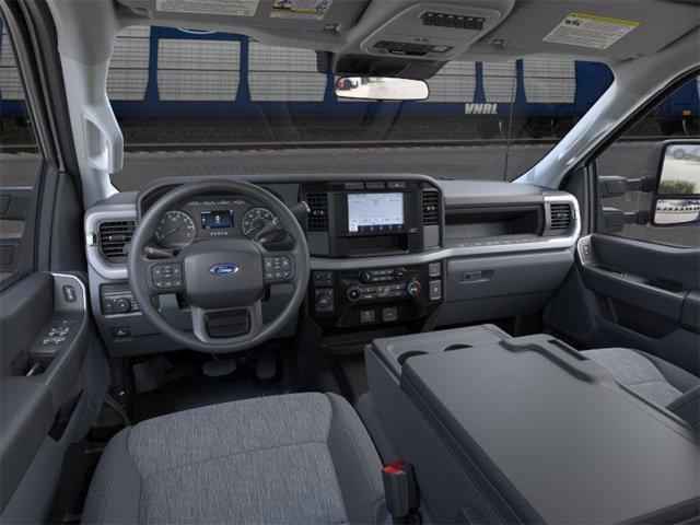 new 2024 Ford F-250 car, priced at $45,840