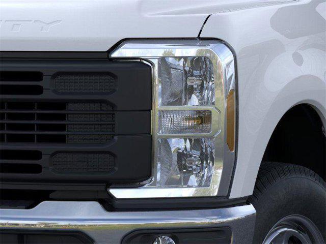 new 2024 Ford F-250 car, priced at $45,840