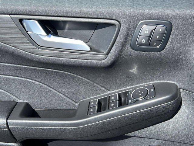 new 2025 Ford Escape PHEV car, priced at $37,061