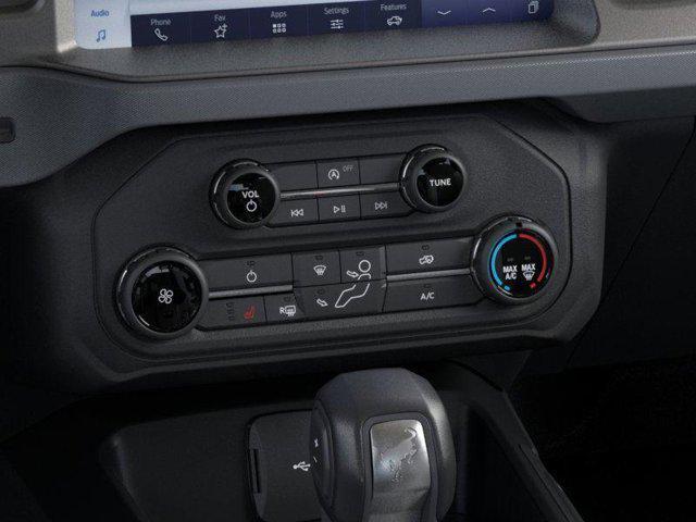 new 2025 Ford Bronco car, priced at $40,230