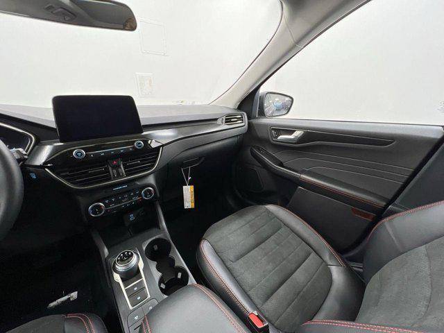 used 2022 Ford Escape car, priced at $24,000