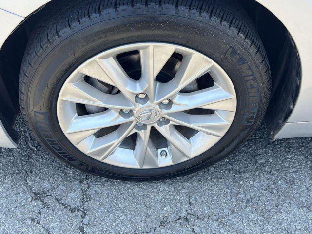 used 2013 Lexus ES 300h car, priced at $17,000