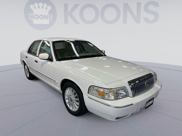 used 2008 Mercury Grand Marquis car, priced at $8,900