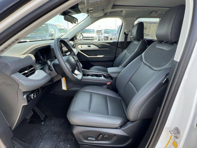 new 2025 Ford Explorer car, priced at $44,895