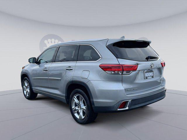 used 2019 Toyota Highlander car, priced at $21,000