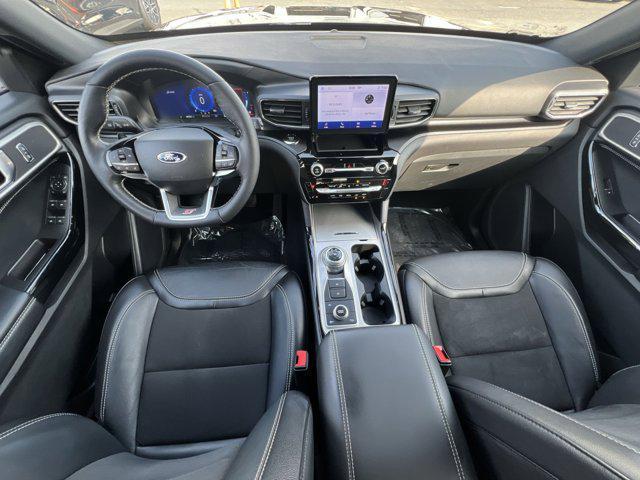 used 2022 Ford Explorer car, priced at $33,000