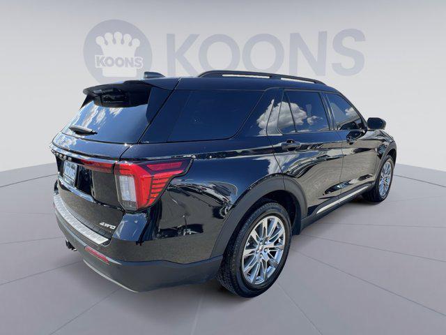 used 2025 Ford Explorer car, priced at $35,000
