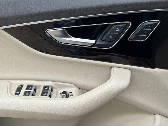 used 2017 Audi Q7 car, priced at $18,000