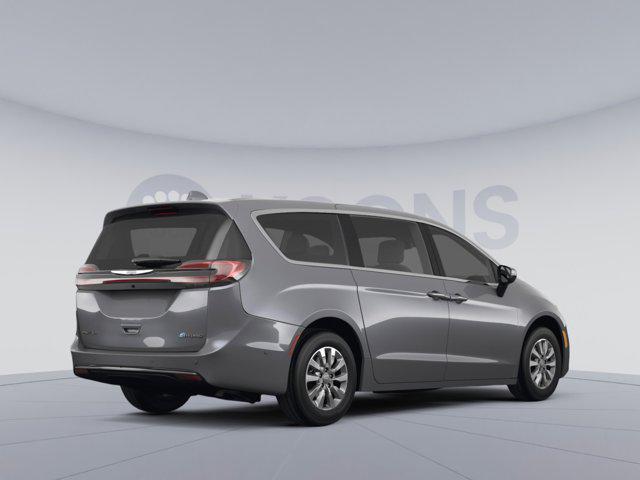 used 2022 Chrysler Pacifica Hybrid car, priced at $23,500