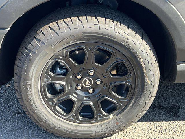 new 2025 Ford Bronco Sport car, priced at $39,425