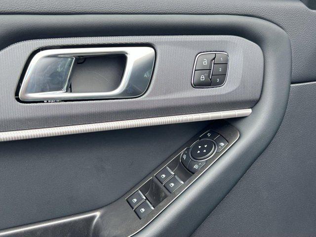 new 2025 Ford Explorer car, priced at $49,044