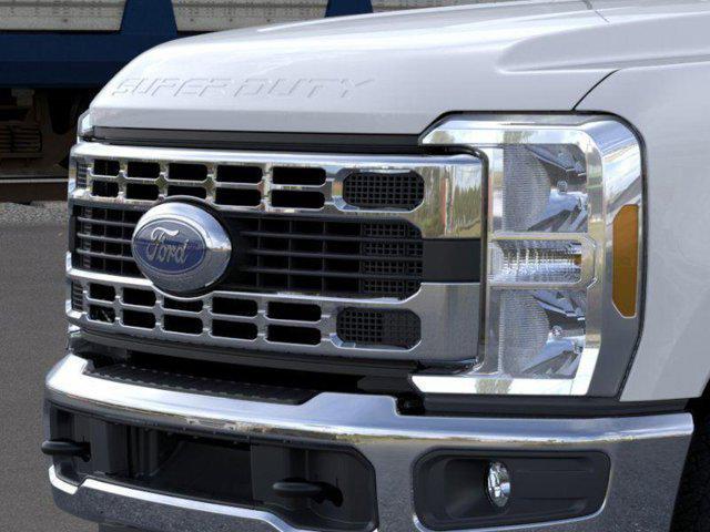 new 2025 Ford F-250 car, priced at $60,220