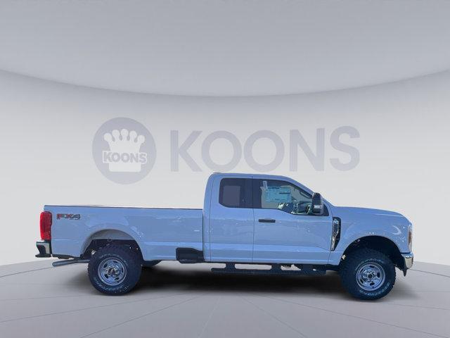 new 2024 Ford F-250 car, priced at $49,400