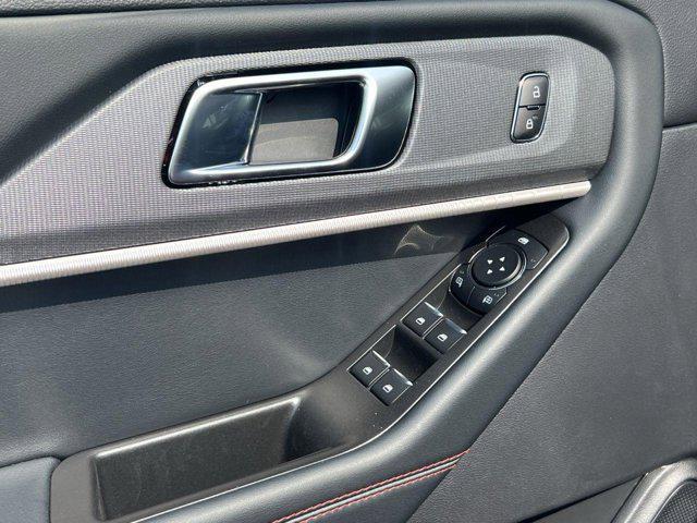 new 2025 Ford Explorer car, priced at $47,028