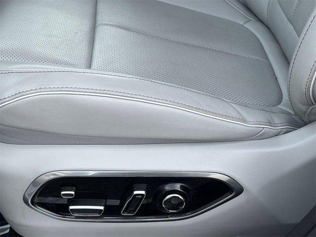 used 2022 Jeep Grand Cherokee car, priced at $34,000