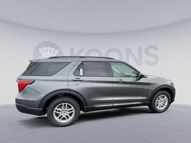 new 2025 Ford Explorer car, priced at $40,616