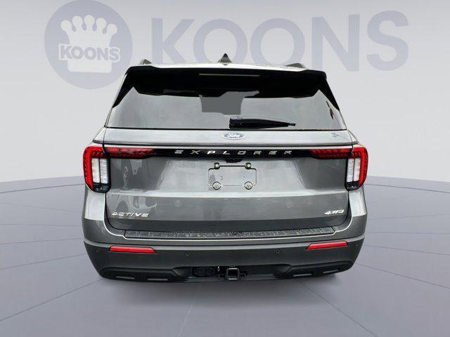 new 2025 Ford Explorer car, priced at $40,616