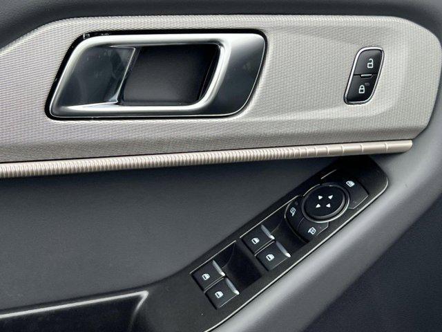 new 2025 Ford Explorer car, priced at $44,126