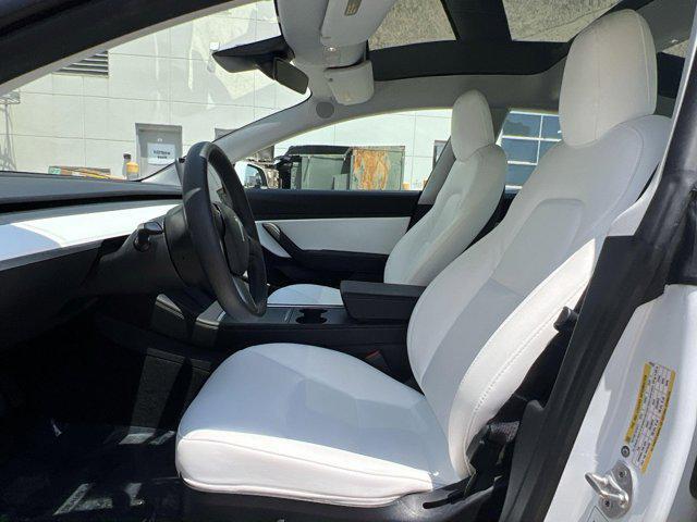 used 2021 Tesla Model 3 car, priced at $21,000