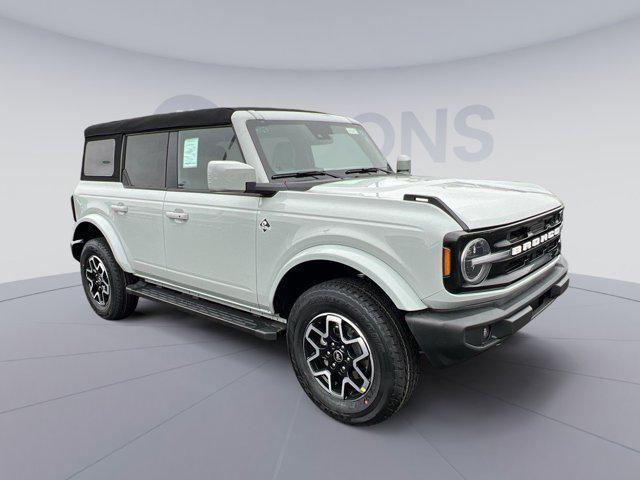 new 2024 Ford Bronco car, priced at $44,130