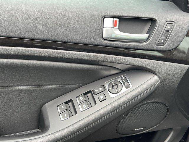 used 2015 Kia Cadenza car, priced at $9,750
