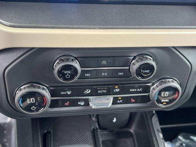 new 2025 Ford Bronco car, priced at $45,309
