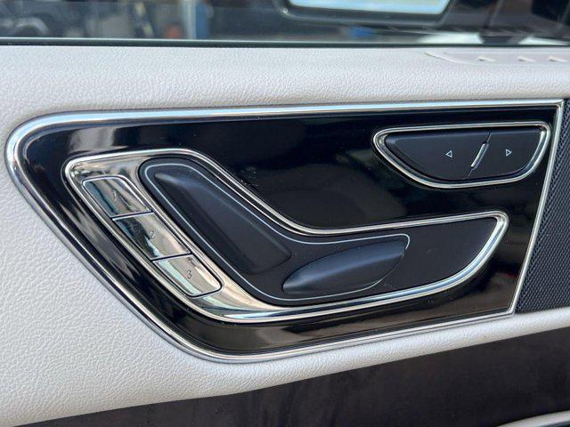 used 2019 Lincoln Navigator car, priced at $33,500