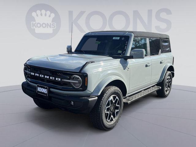 new 2024 Ford Bronco car, priced at $44,130