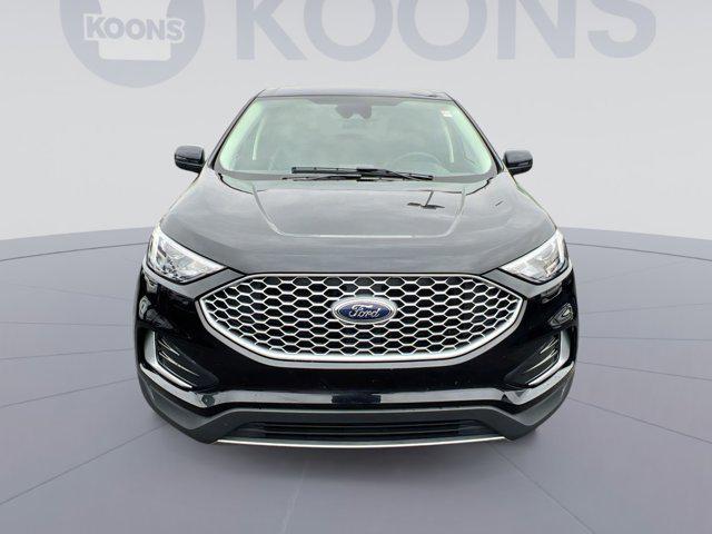 used 2023 Ford Edge car, priced at $20,000