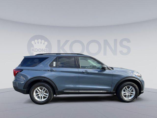 new 2025 Ford Explorer car, priced at $40,345