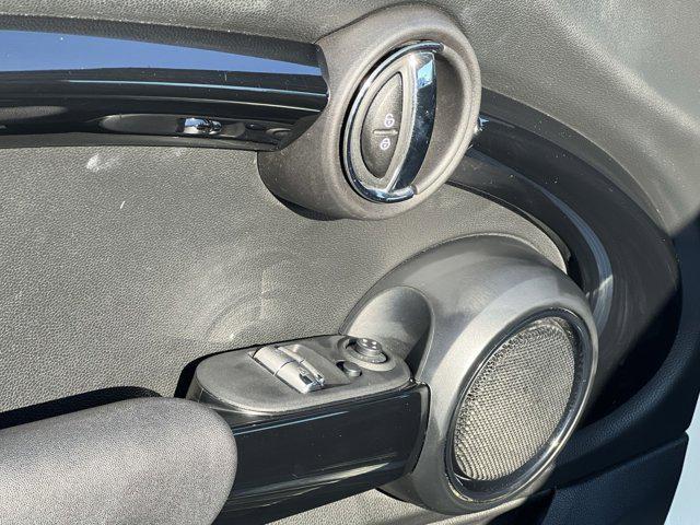 used 2017 MINI Hardtop car, priced at $15,000