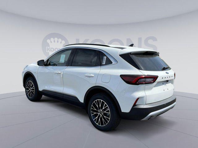 new 2025 Ford Escape PHEV car, priced at $33,079