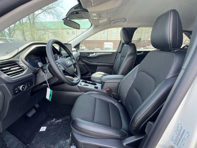 new 2025 Ford Escape PHEV car, priced at $33,079