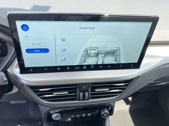 new 2025 Ford Escape PHEV car, priced at $33,079