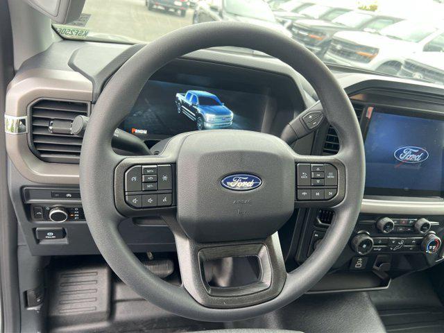 new 2025 Ford F-150 car, priced at $45,620