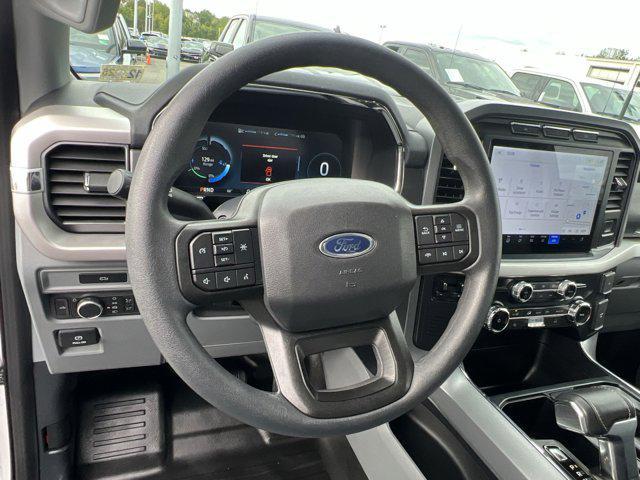 used 2022 Ford F-150 Lightning car, priced at $35,000
