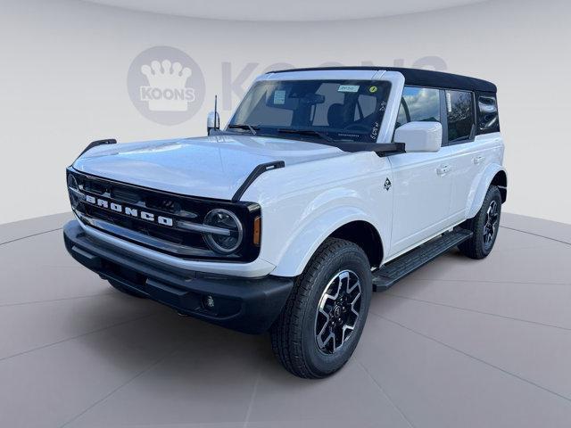 new 2024 Ford Bronco car, priced at $43,835